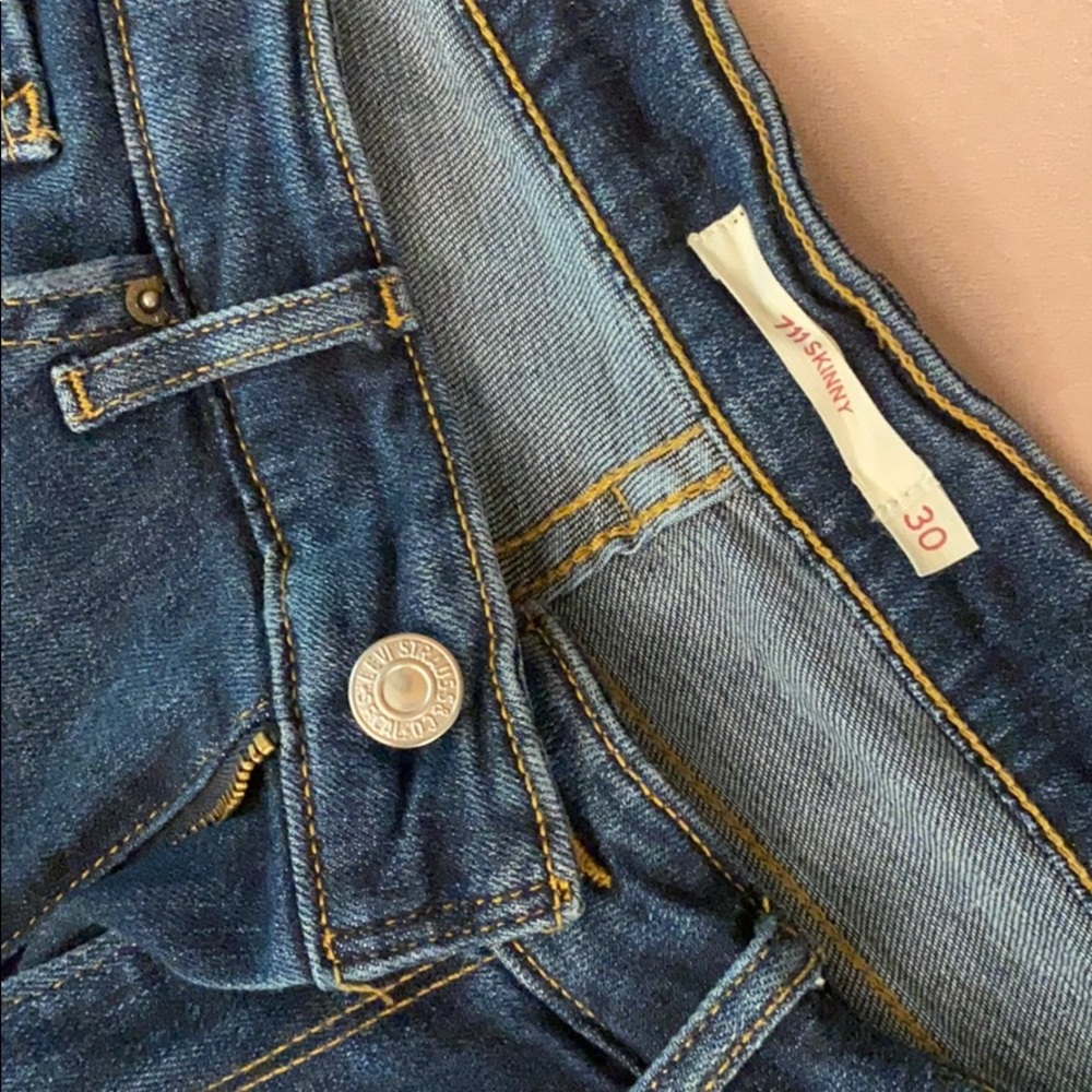 Levi’s 711 - skinny